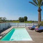 Rocco Masseria Torre Maizza 5*