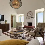 Hotel Rocco Masseria Torre Maizza 5*