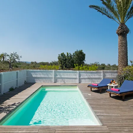 Rocco Masseria Torre Maizza 5*