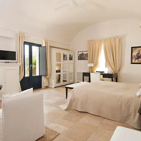 Rocco Masseria Torre Maizza Hotel 5*