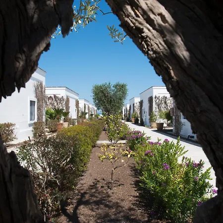 Rocco Masseria Torre Maizza Otel 5*