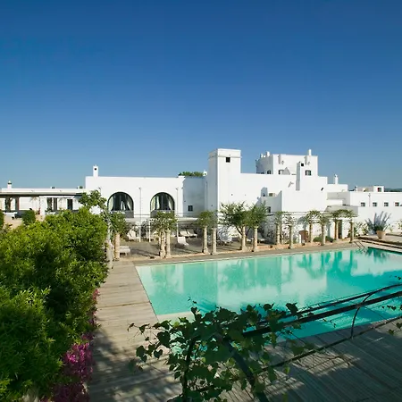 Rocco Masseria Torre Maizza 5*