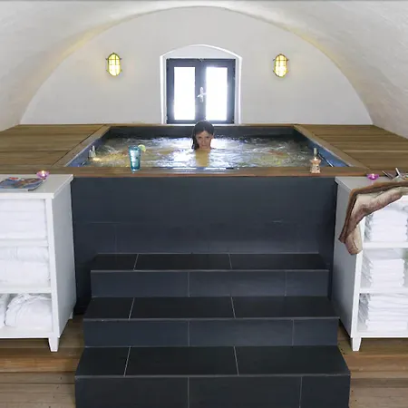 Rocco Masseria Torre Maizza Otel