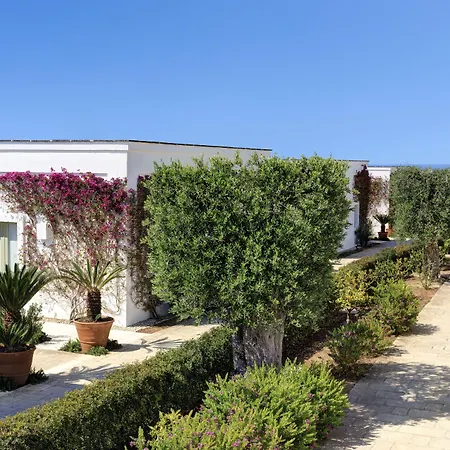 Rocco Masseria Torre Maizza Отель Савеллетри