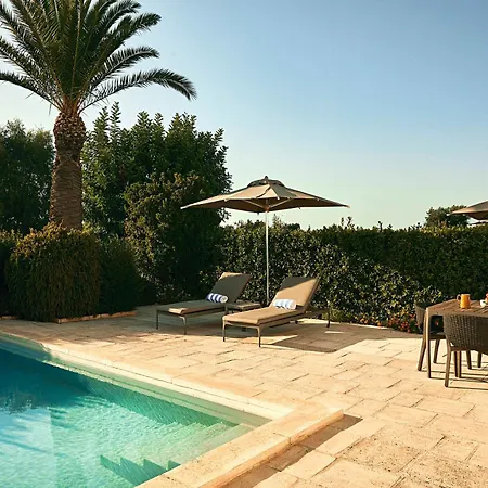 Rocco Masseria Torre Maizza Отель