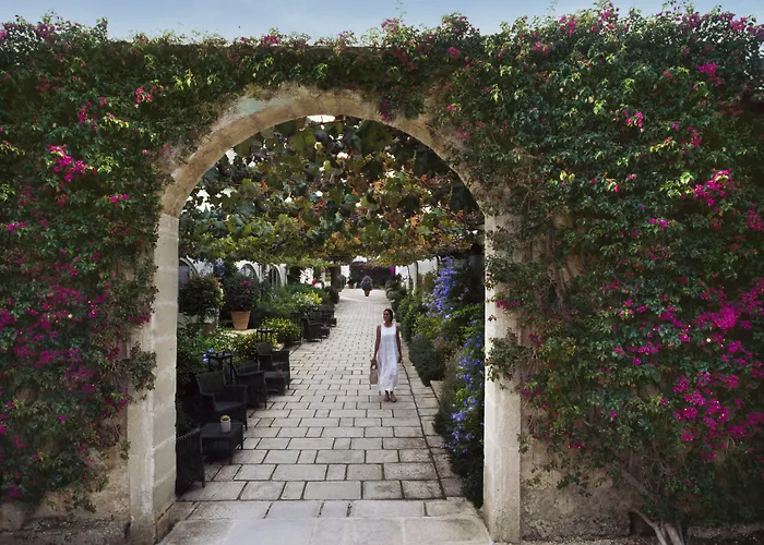 Rocco Masseria Torre Maizza 5*