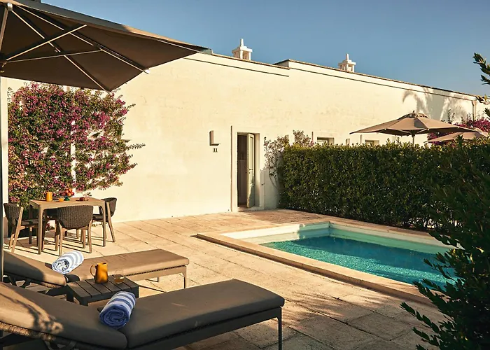 Otel Rocco Masseria Torre Maizza 5*